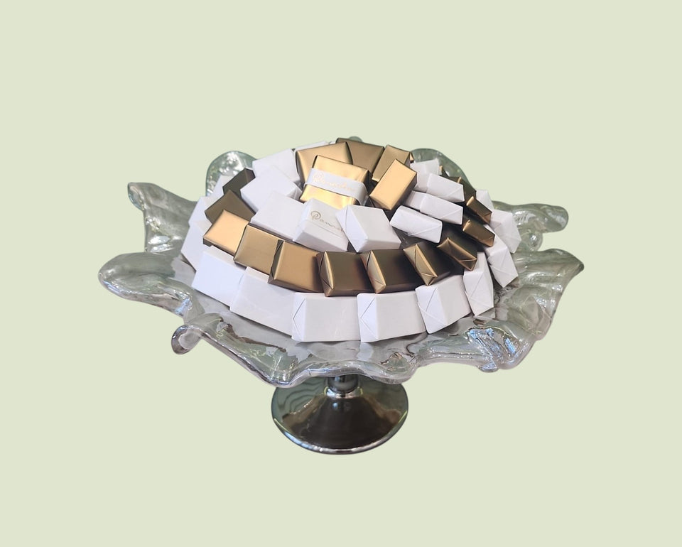 Classic White & Gold Chocolate Glass Stand